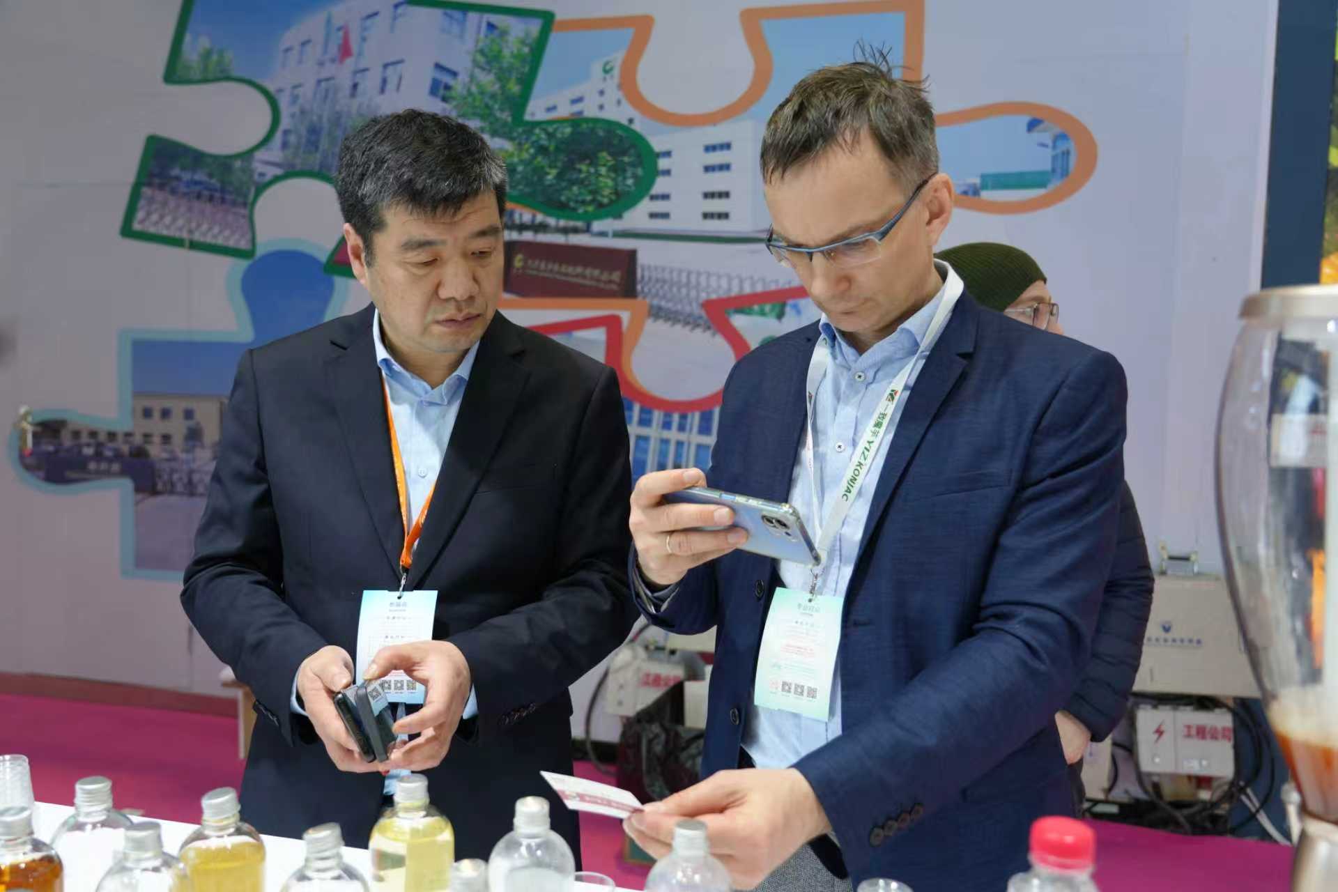 f8cffc4dc015144d5f151975ce566ec9